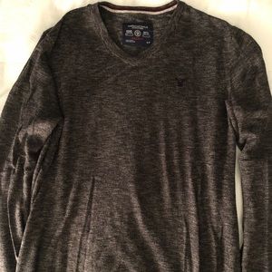American Eagle man sweater